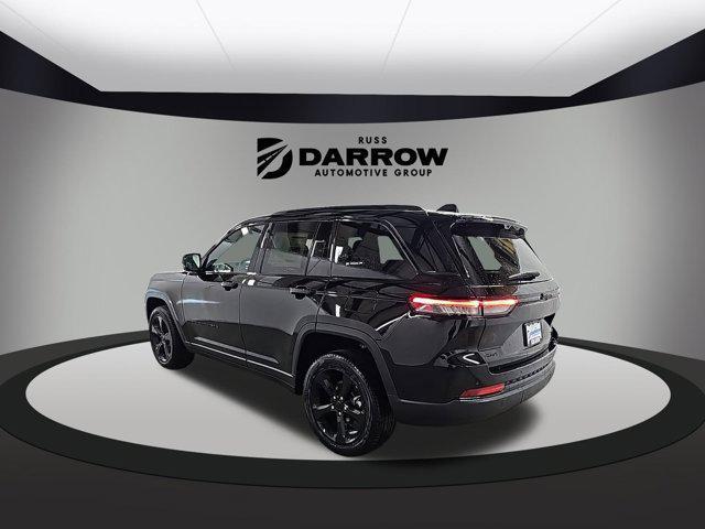 new 2025 Jeep Grand Cherokee car, priced at $50,300