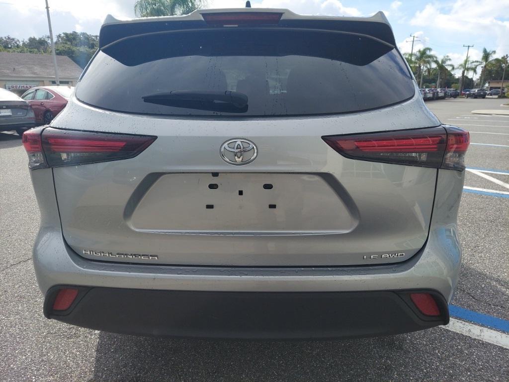 used 2024 Toyota Highlander car, priced at $35,378