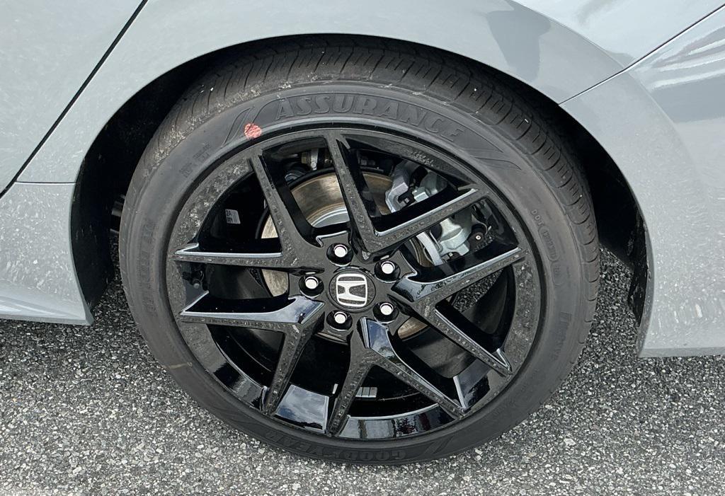 new 2025 Honda Civic Hybrid car