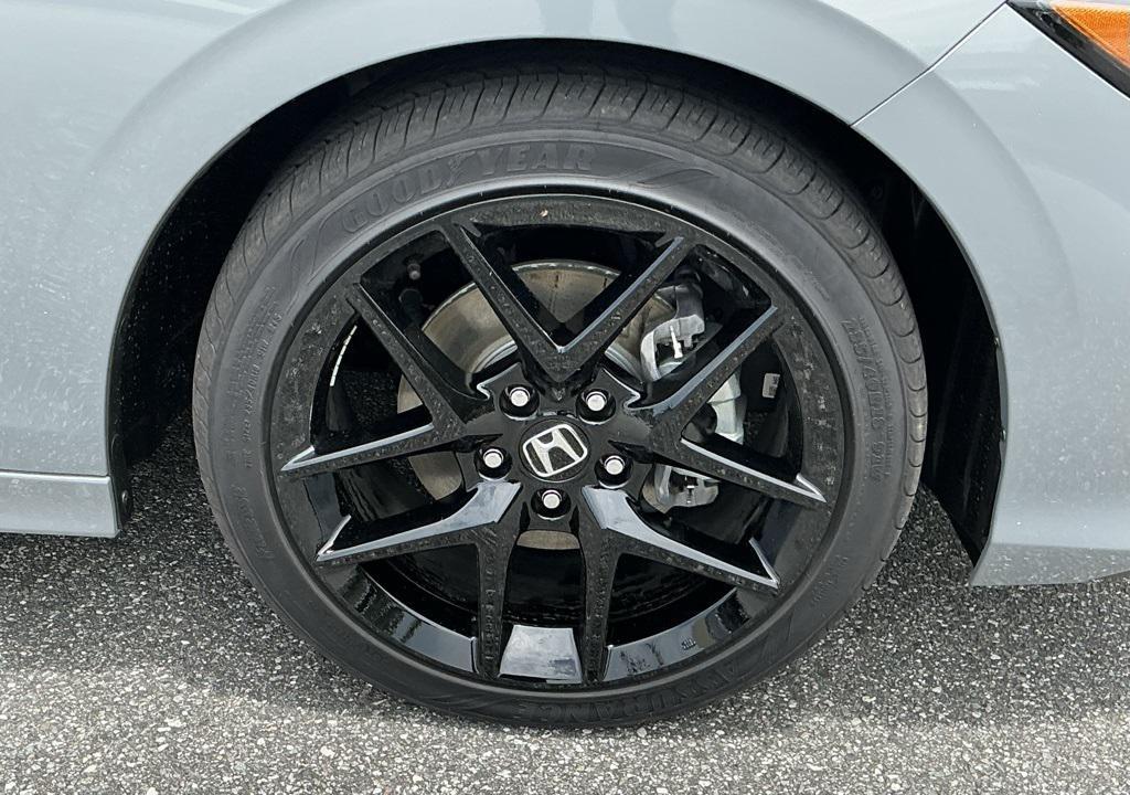 new 2025 Honda Civic Hybrid car