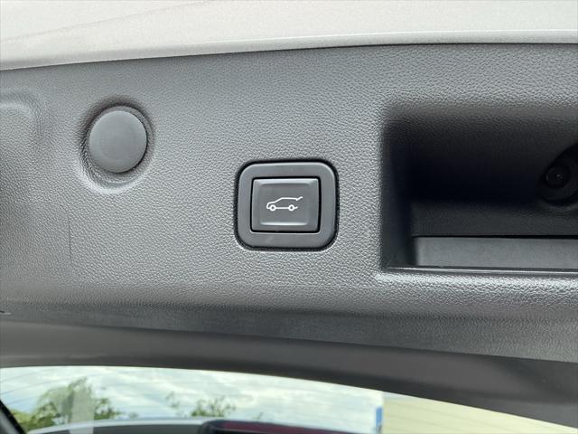 used 2022 Chevrolet Equinox car, priced at $18,981