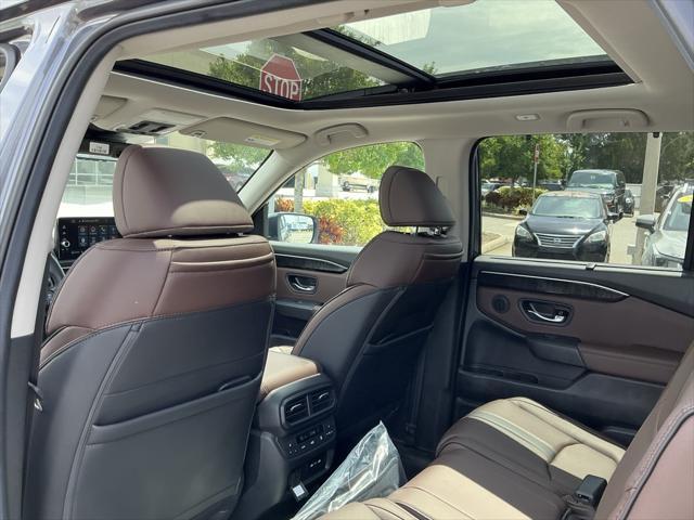new 2025 Honda Pilot car, priced at $54,530