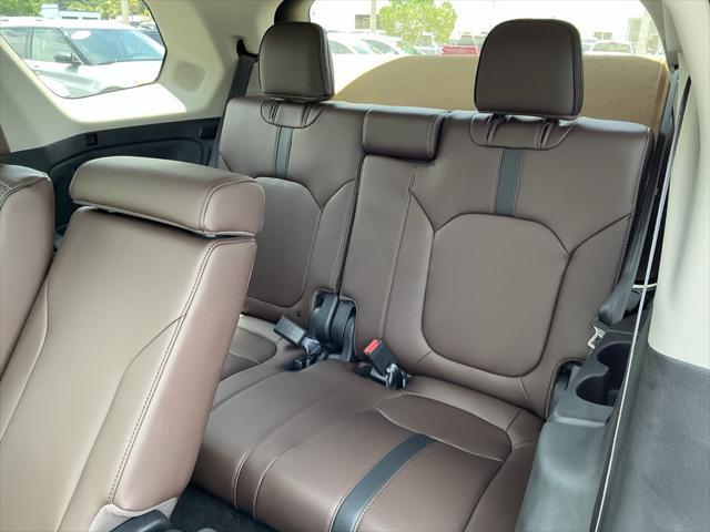 new 2025 Honda Pilot car, priced at $54,530
