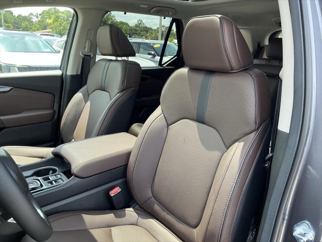 new 2025 Honda Pilot car, priced at $54,530