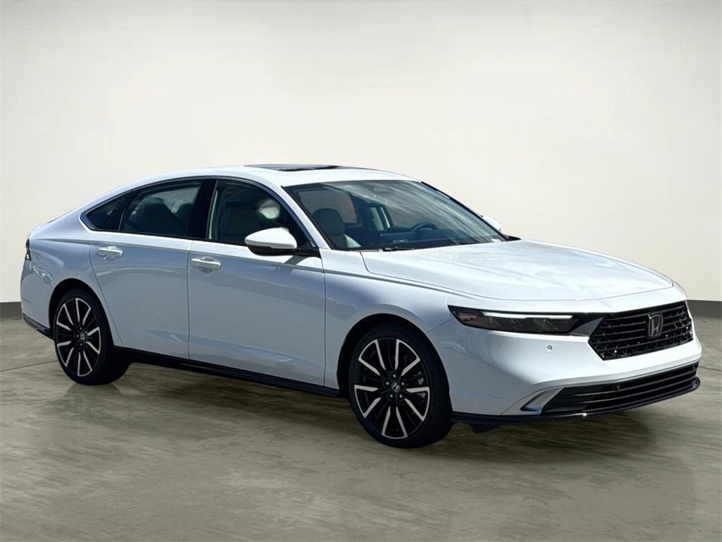 new 2025 Honda Accord Hybrid car, priced at $39,450