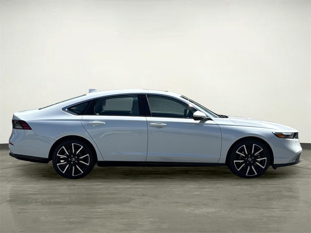 new 2025 Honda Accord Hybrid car, priced at $39,450