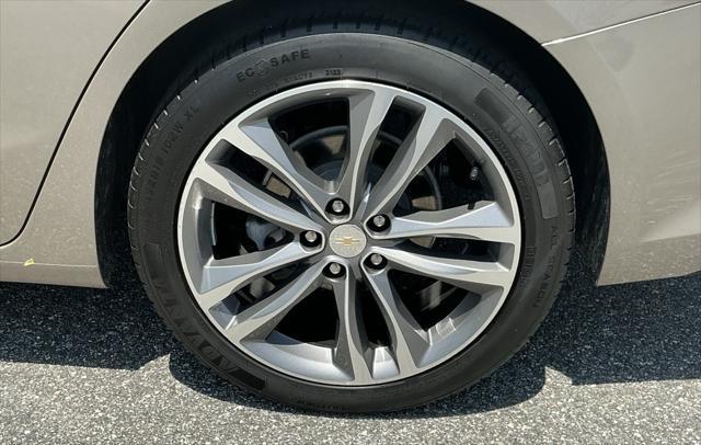 used 2023 Chevrolet Malibu car, priced at $18,642