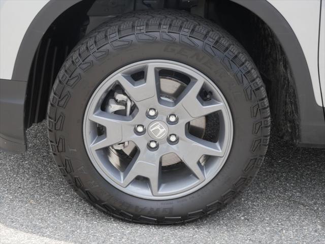 used 2025 Honda Passport car, priced at $42,657