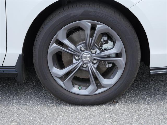 new 2025 Honda Accord Hybrid car