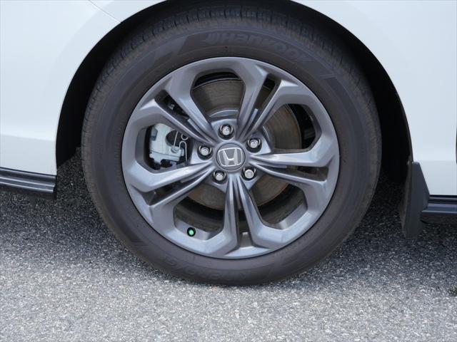 new 2025 Honda Accord Hybrid car