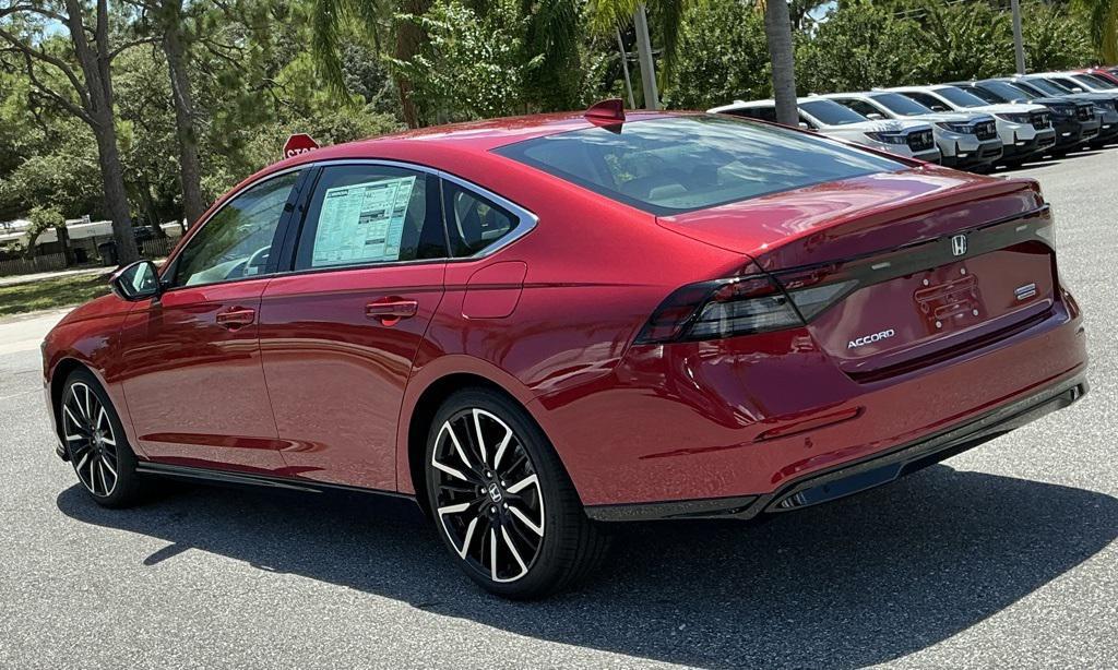 new 2025 Honda Accord Hybrid car, priced at $39,405