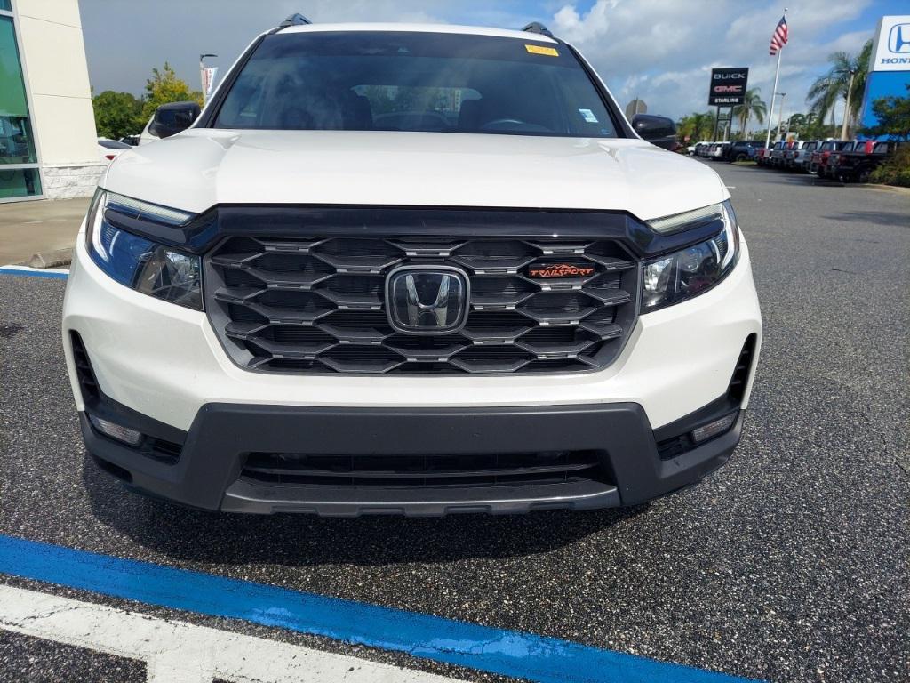 used 2025 Honda Passport car, priced at $41,391