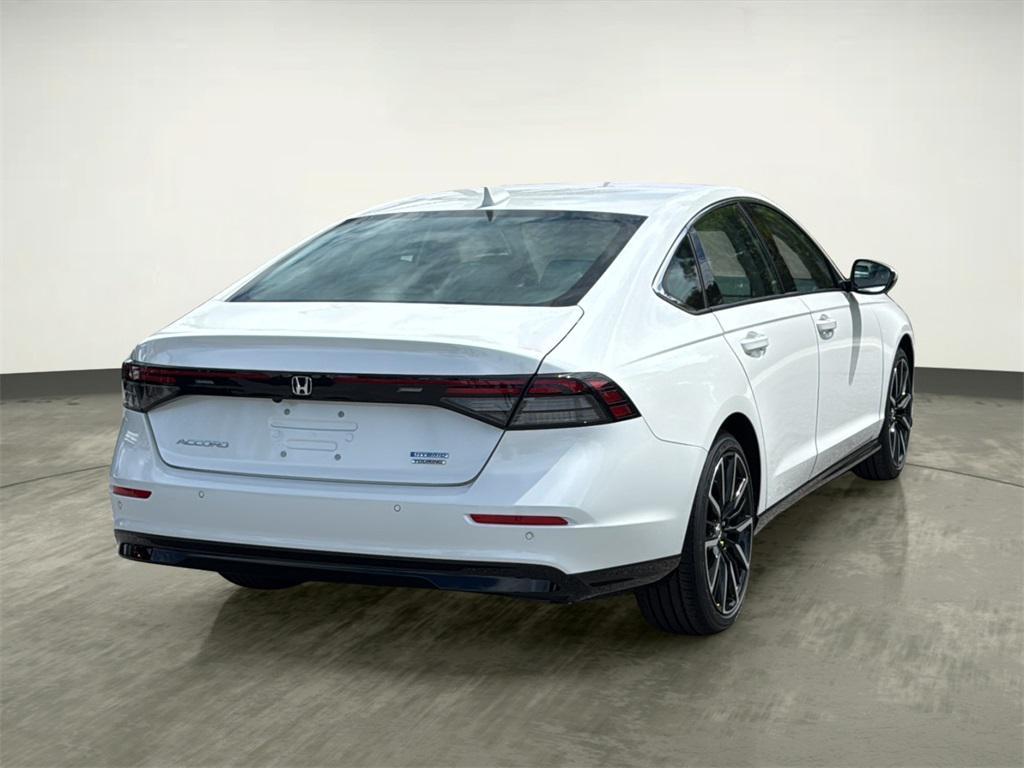 new 2025 Honda Accord Hybrid car, priced at $39,405