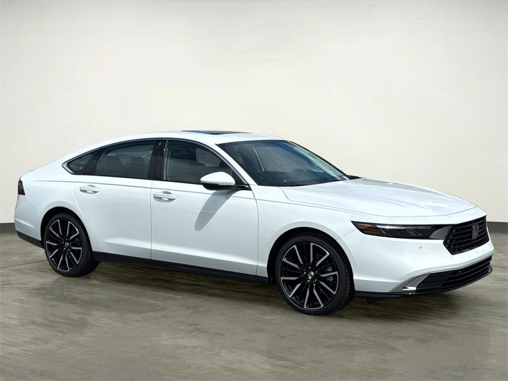 new 2025 Honda Accord Hybrid car, priced at $39,405
