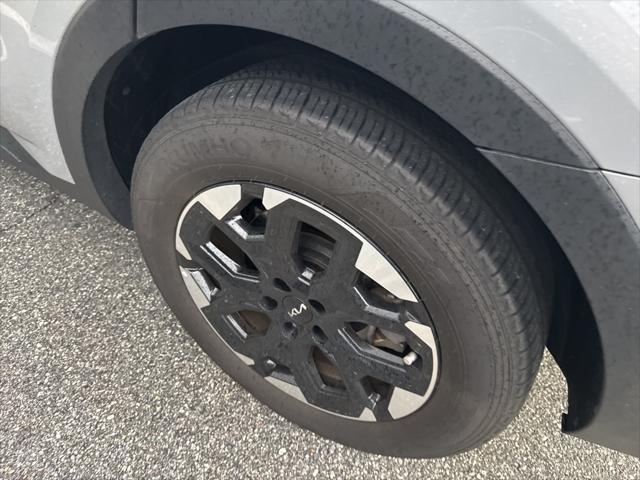 used 2024 Kia Sorento car, priced at $30,359