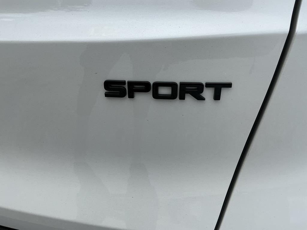 new 2026 Honda CR-V Hybrid car, priced at $40,575