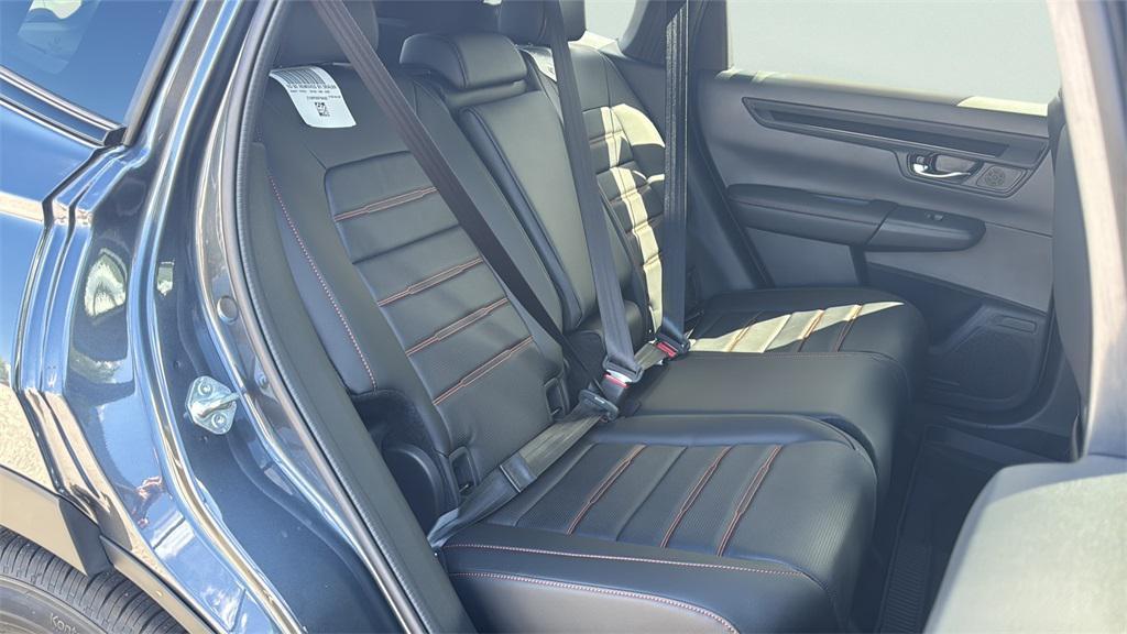 new 2026 Honda CR-V Hybrid car, priced at $40,175