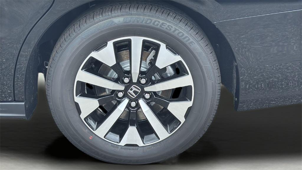 new 2026 Honda Odyssey car, priced at $44,655