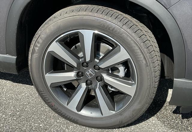 new 2025 Honda Pilot car, priced at $54,530