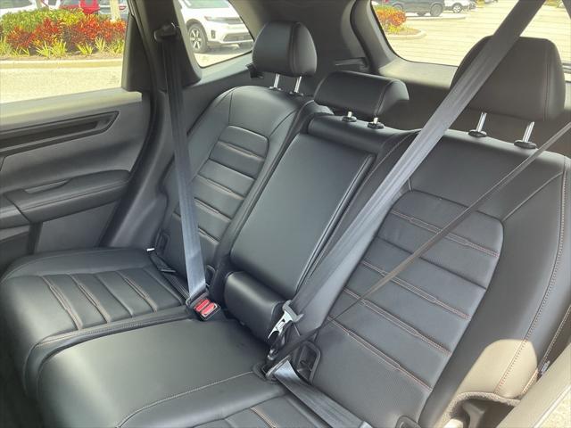 new 2025 Honda CR-V Hybrid car, priced at $40,545