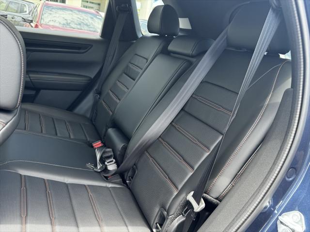 new 2025 Honda CR-V Hybrid car, priced at $39,045