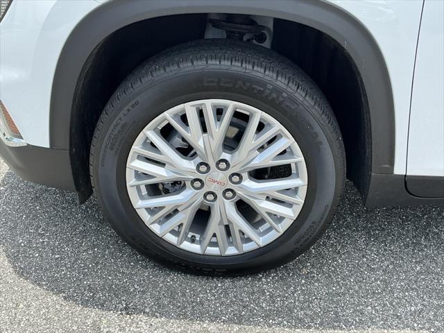 used 2025 GMC Acadia car, priced at $42,489