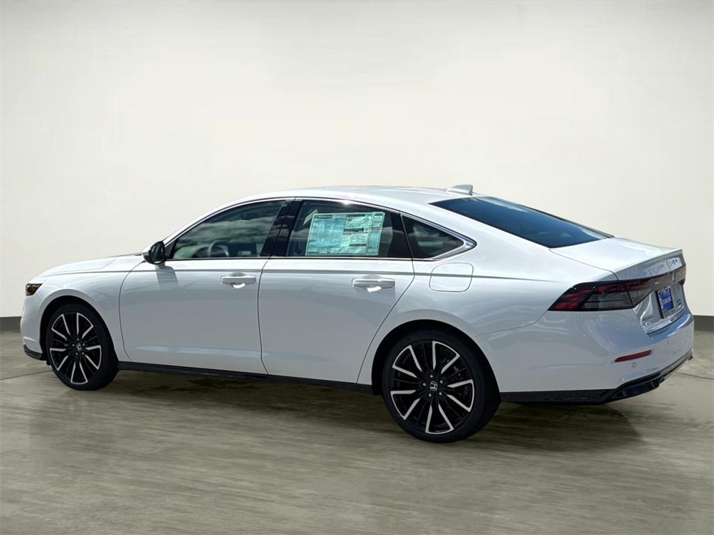 new 2025 Honda Accord Hybrid car, priced at $39,405