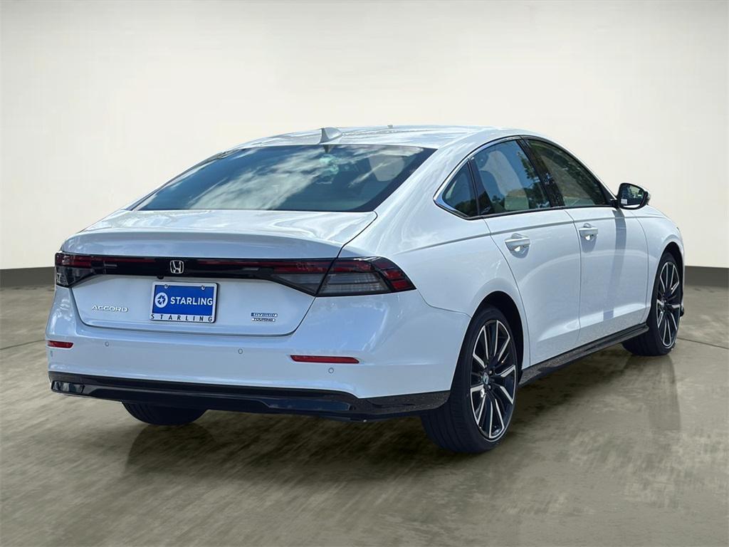 new 2025 Honda Accord Hybrid car, priced at $39,405