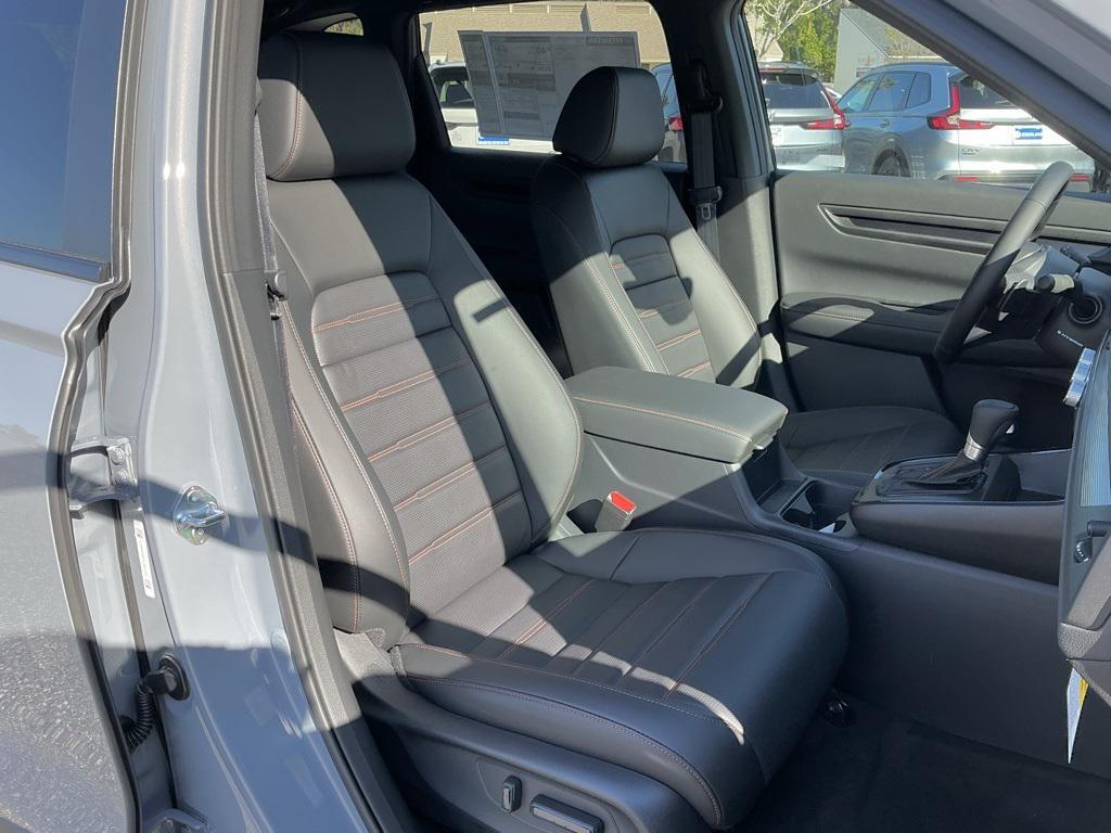 new 2026 Honda CR-V Hybrid car, priced at $40,630