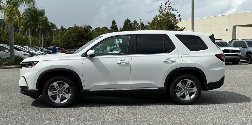 new 2025 Honda Pilot car, priced at $47,450