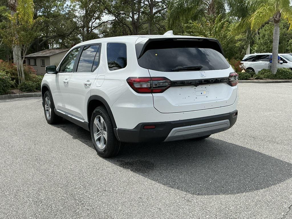 new 2025 Honda Pilot car, priced at $47,450