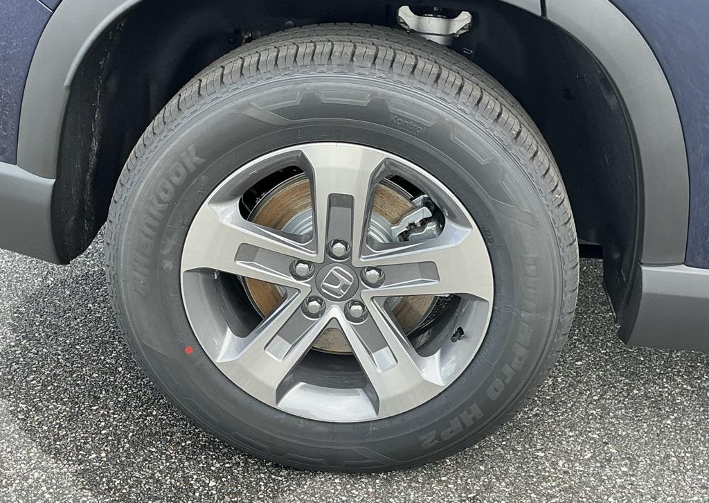 new 2025 Honda Pilot car, priced at $42,995