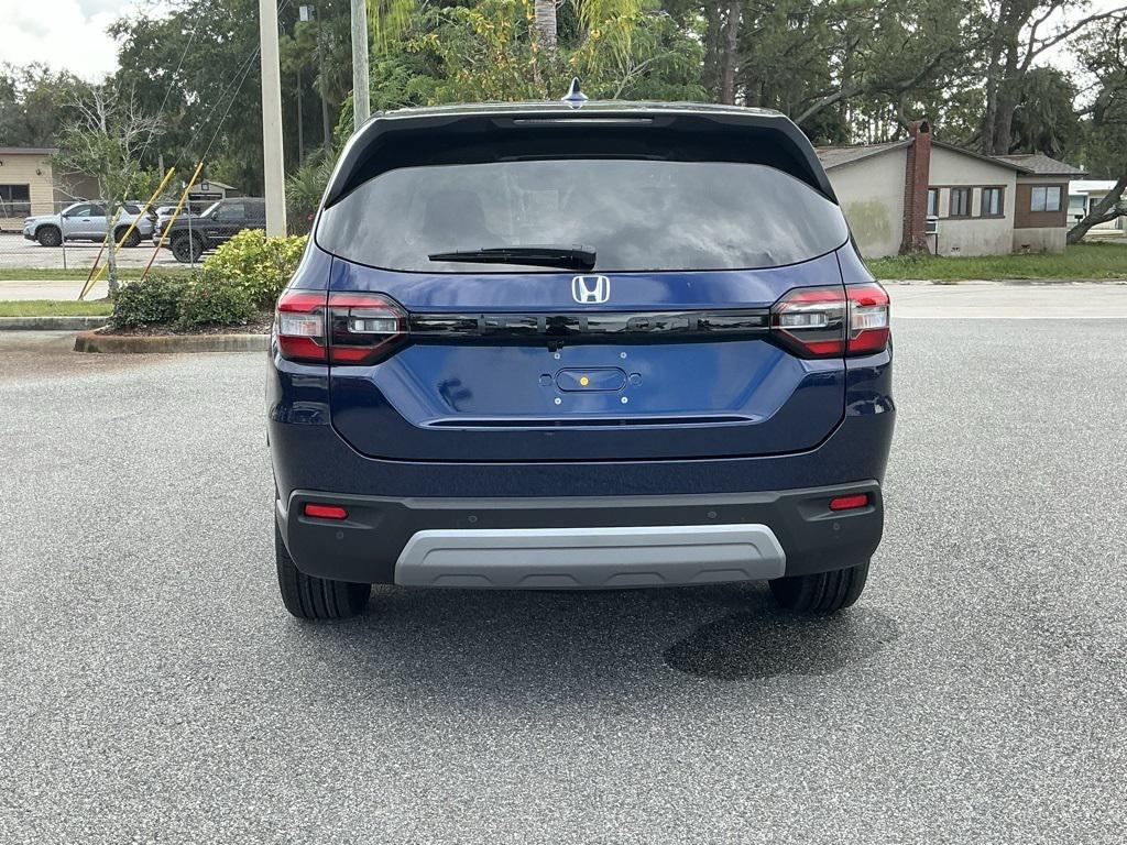 new 2025 Honda Pilot car, priced at $42,995
