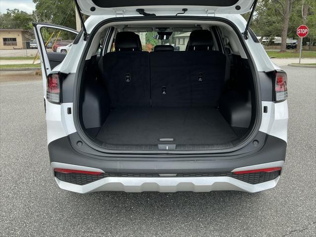 used 2025 Kia Sportage car, priced at $26,936