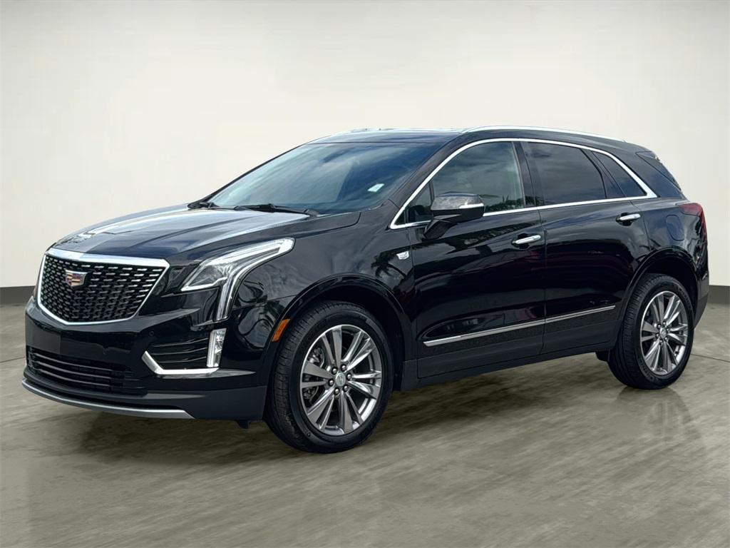 used 2025 Cadillac XT5 car, priced at $41,815