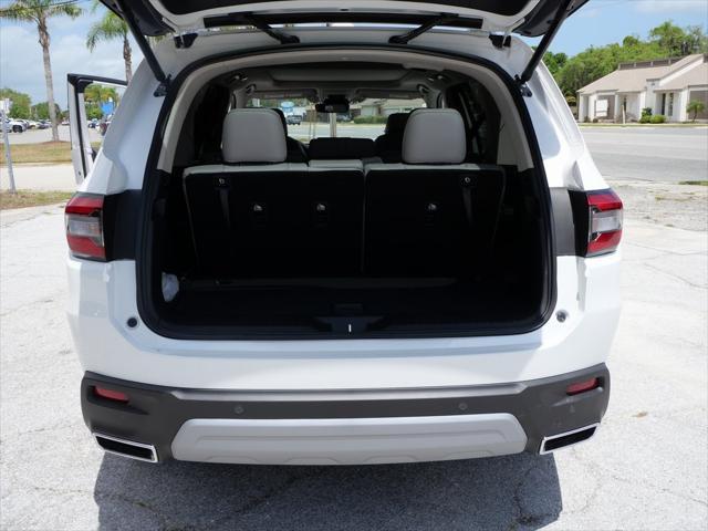 new 2025 Honda Pilot car, priced at $49,405