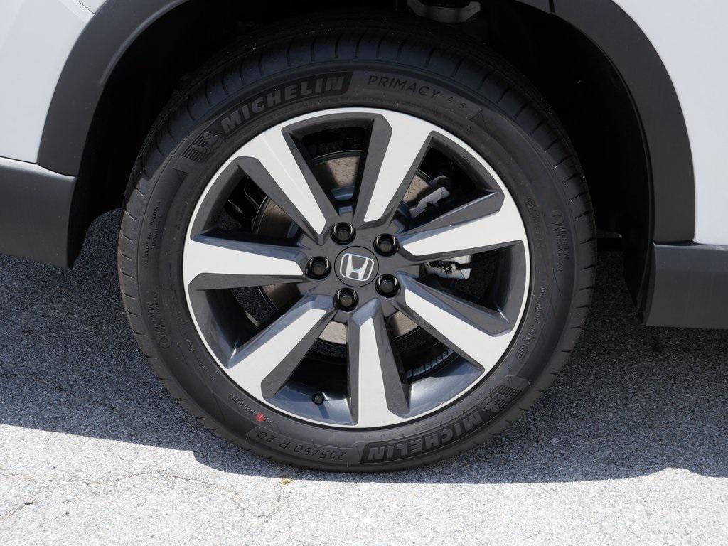 new 2025 Honda Pilot car, priced at $47,405