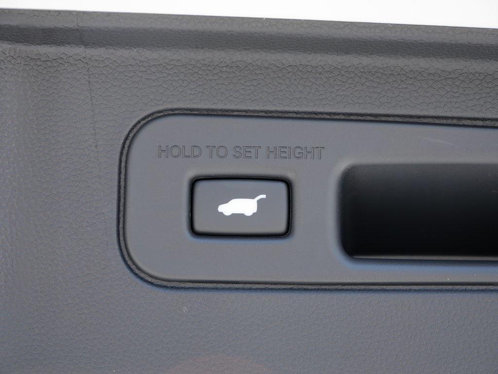 new 2025 Honda Pilot car, priced at $47,405