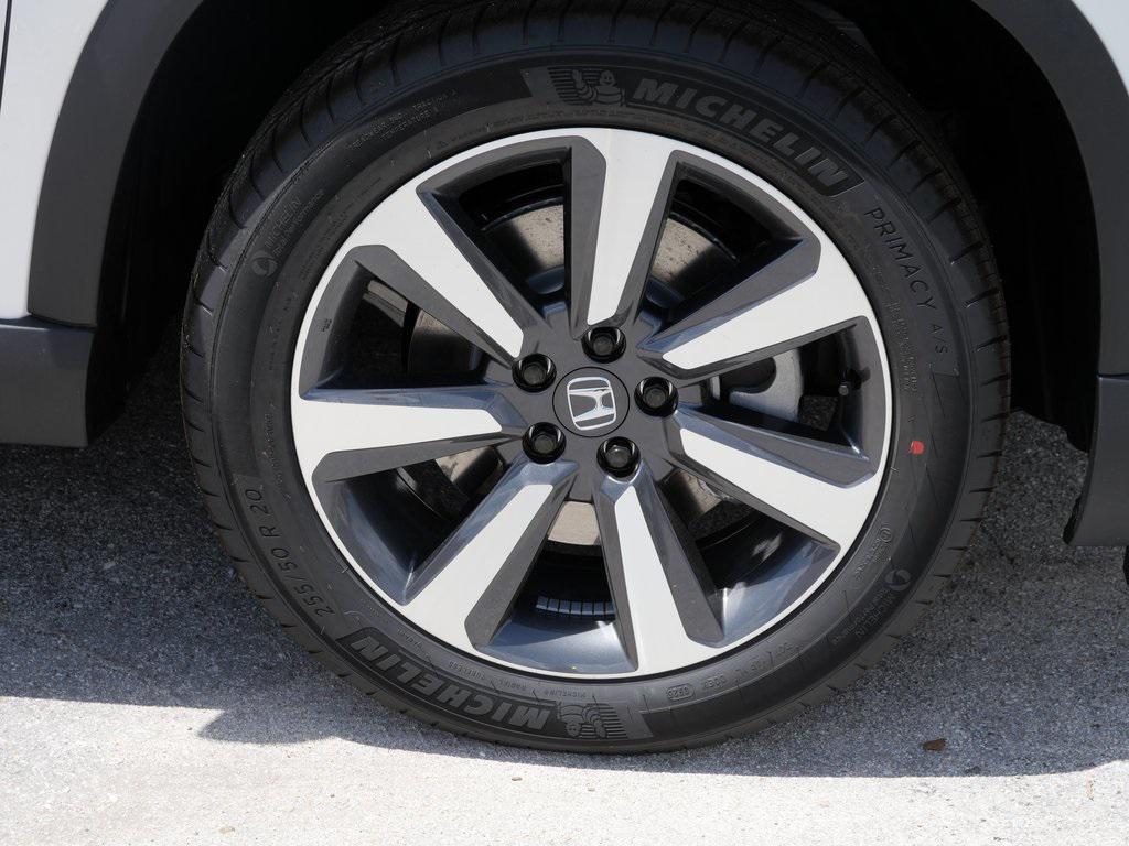 new 2025 Honda Pilot car, priced at $47,405