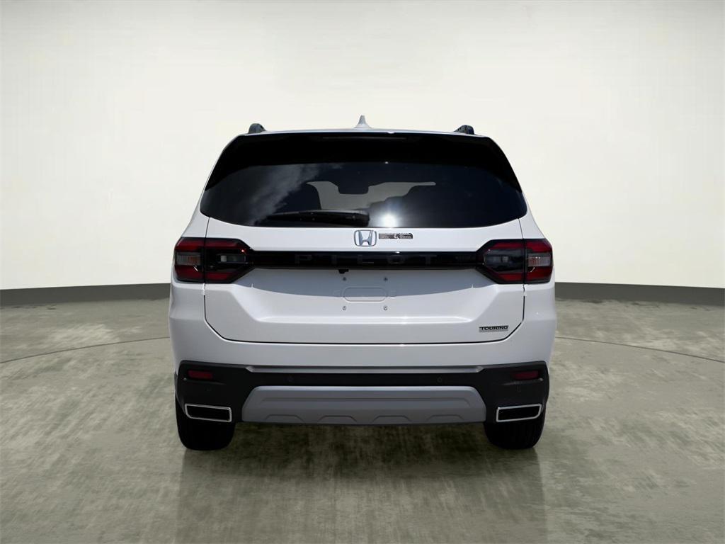 new 2025 Honda Pilot car, priced at $47,405