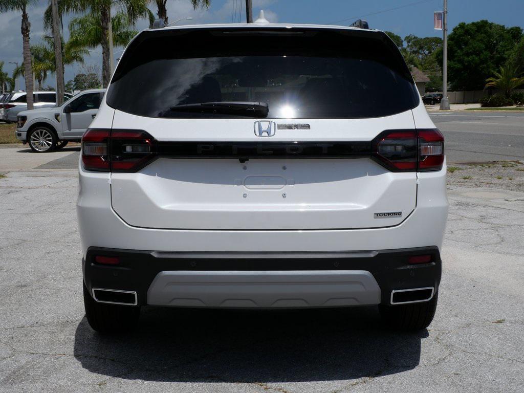 new 2025 Honda Pilot car, priced at $47,405