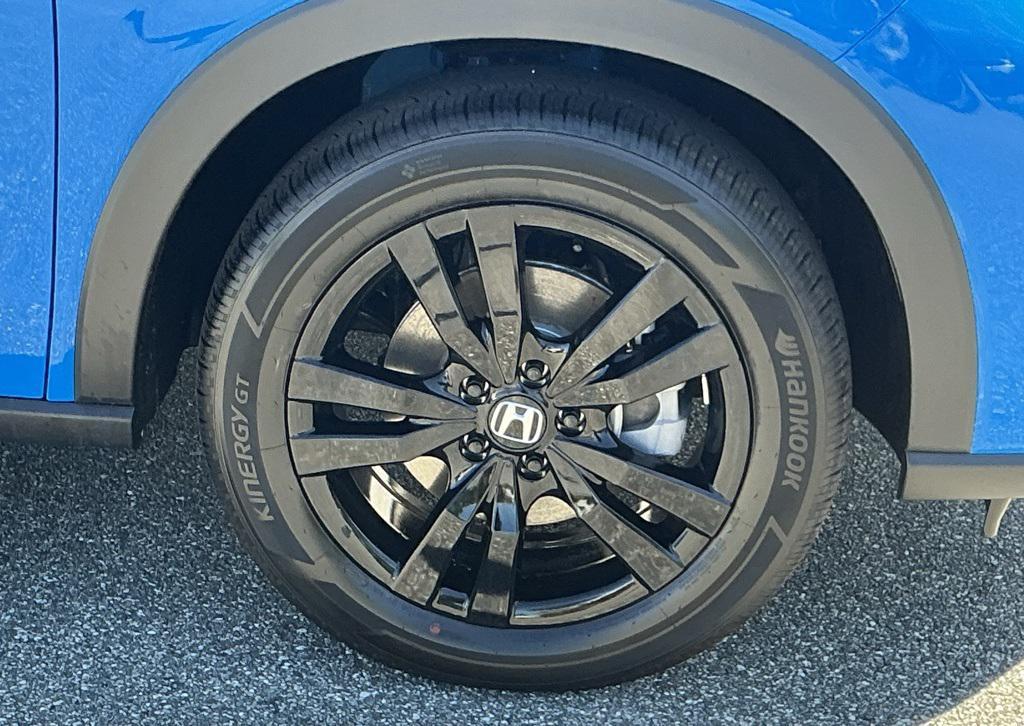 new 2026 Honda HR-V car, priced at $29,850