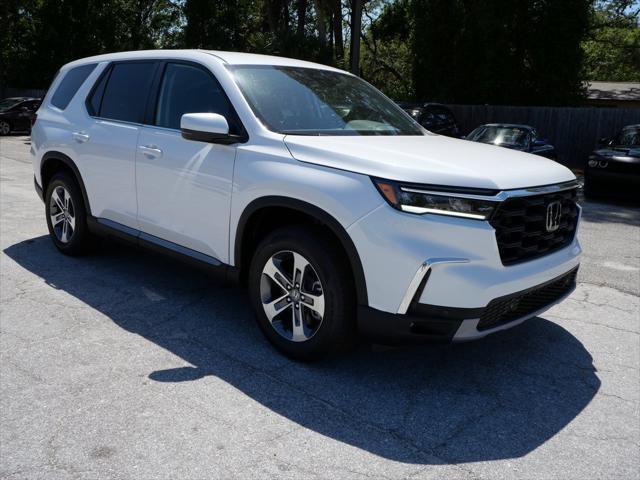 new 2025 Honda Pilot car, priced at $47,505