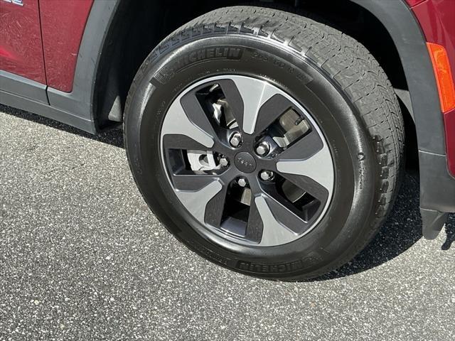 used 2023 Jeep Grand Cherokee 4xe car, priced at $27,894