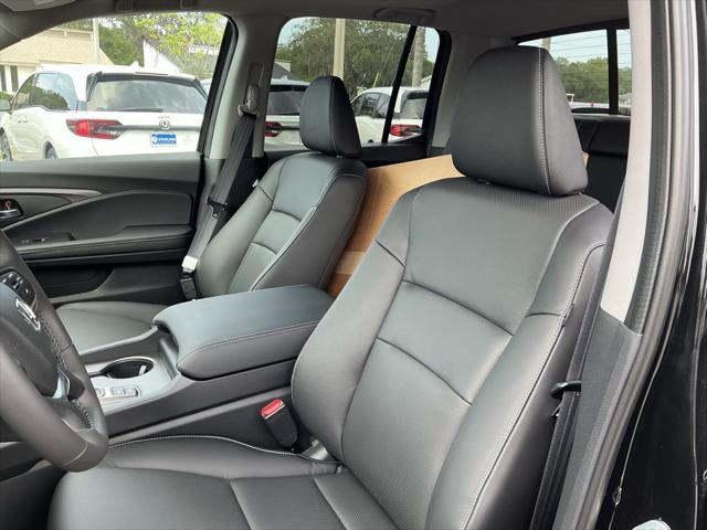new 2025 Honda Ridgeline car, priced at $44,680