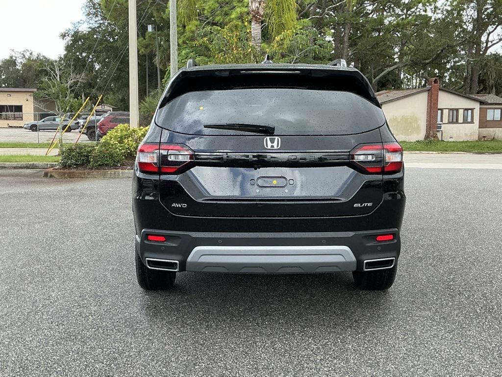 new 2025 Honda Pilot car, priced at $52,575