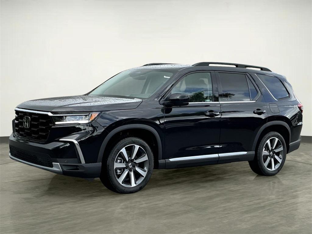 new 2025 Honda Pilot car, priced at $52,575