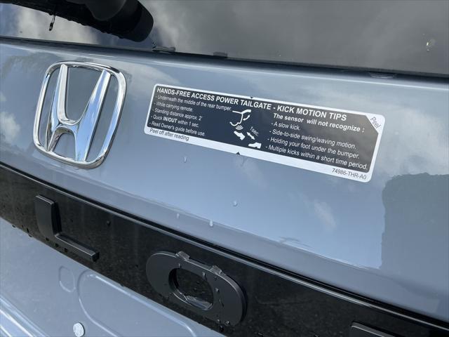 new 2025 Honda Pilot car, priced at $49,405