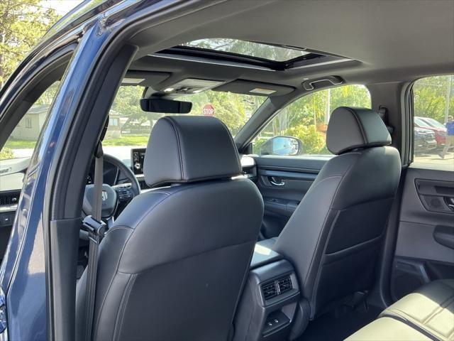 new 2026 Honda CR-V Hybrid car, priced at $40,120