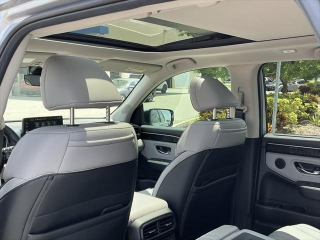 new 2025 Honda Pilot car, priced at $54,530